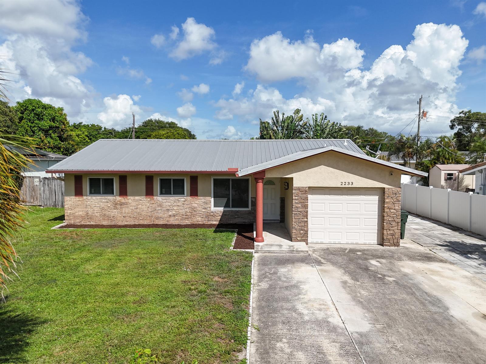 2233 NW 3rd Avenue, Boca Raton FL 33431 photo 3