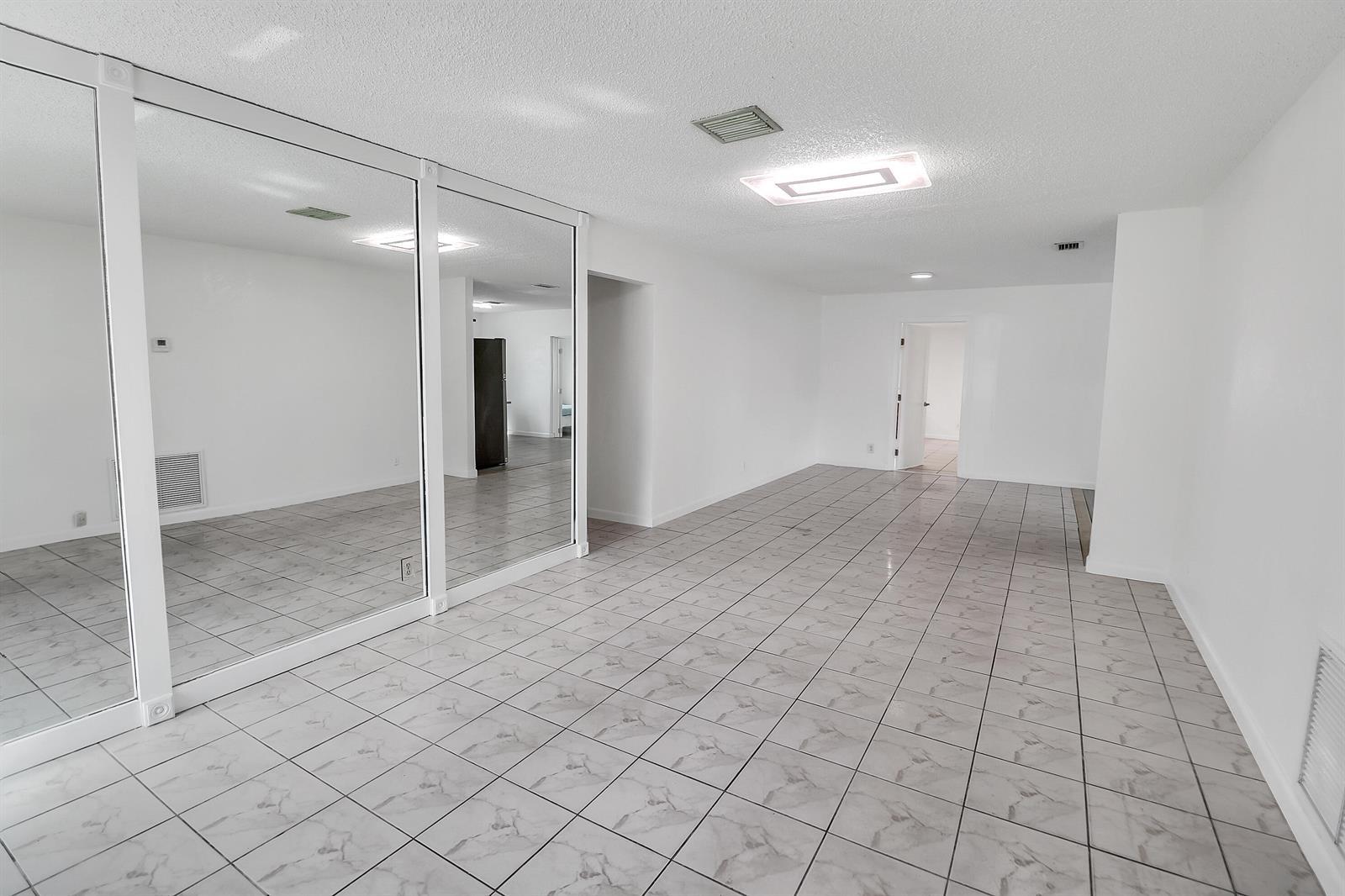 2233 NW 3rd Avenue, Boca Raton FL 33431 photo 4