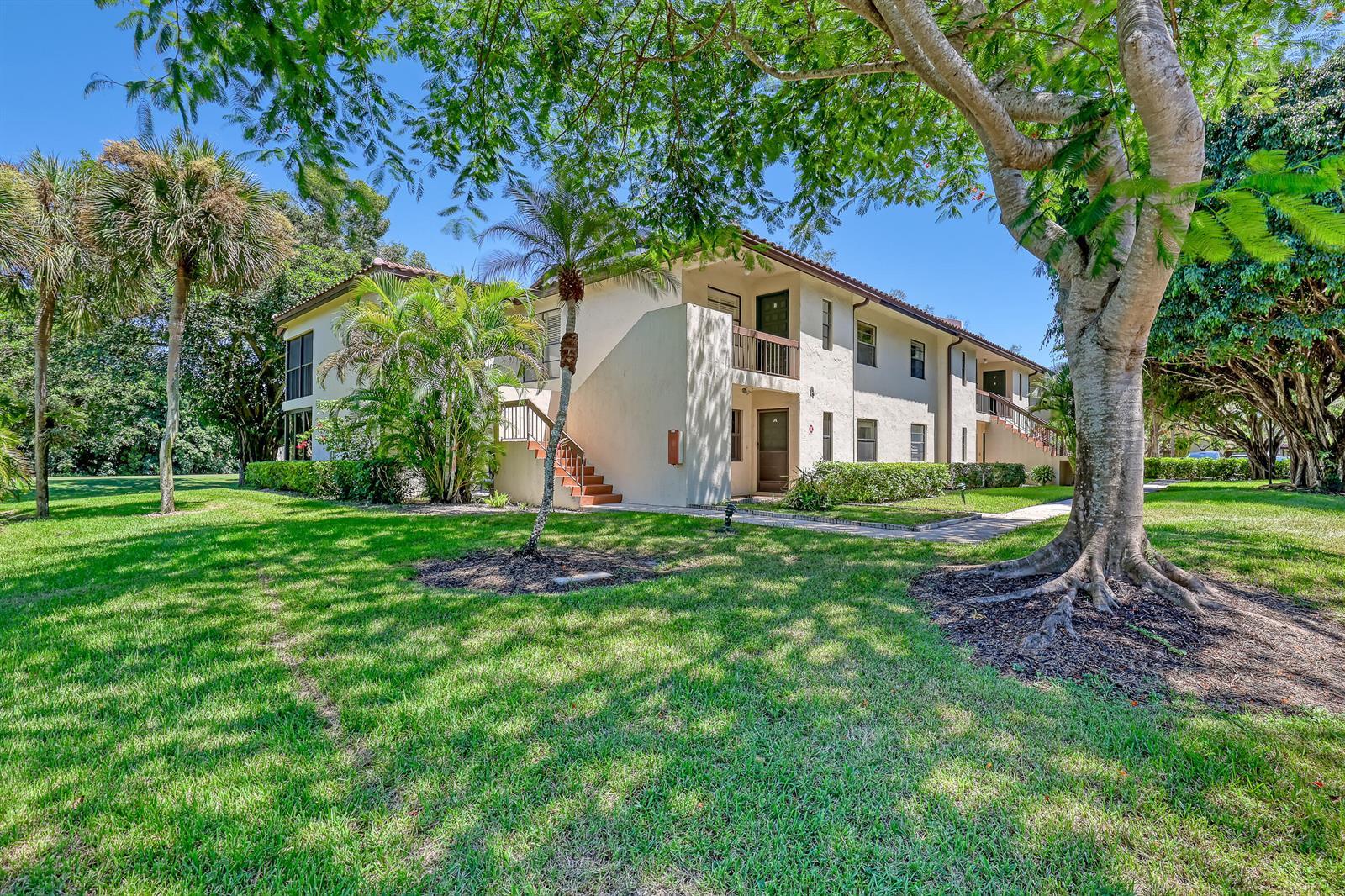 21662 Arriba Real # D, Boca Raton FL 33433 photo 2