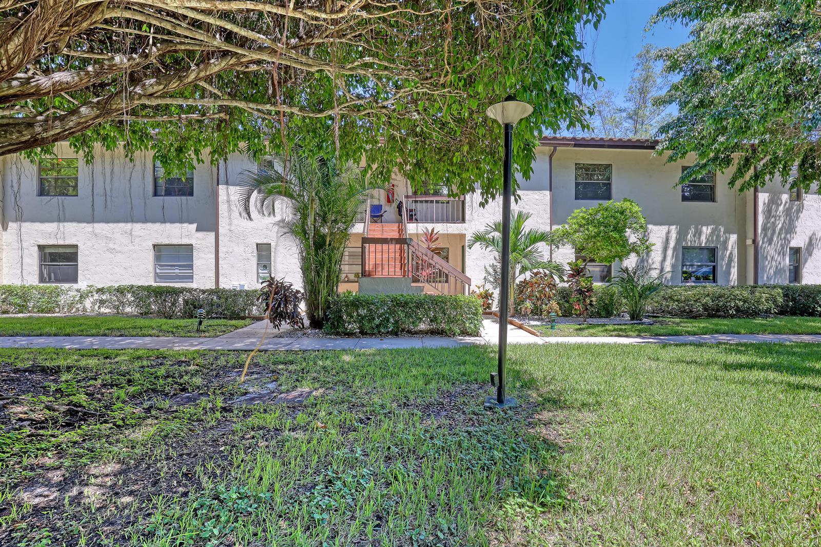 21662 Arriba Real # D, Boca Raton FL 33433 photo 4