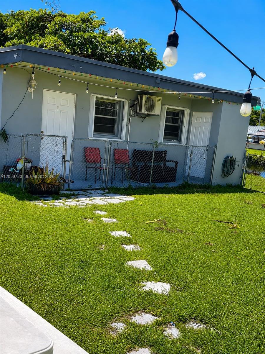Miami, FL 33175 photo 2