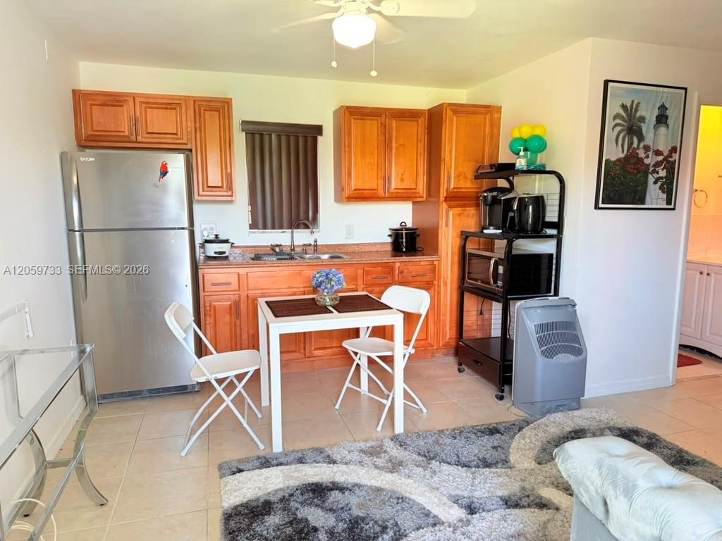 Miami, FL 33175 photo 4