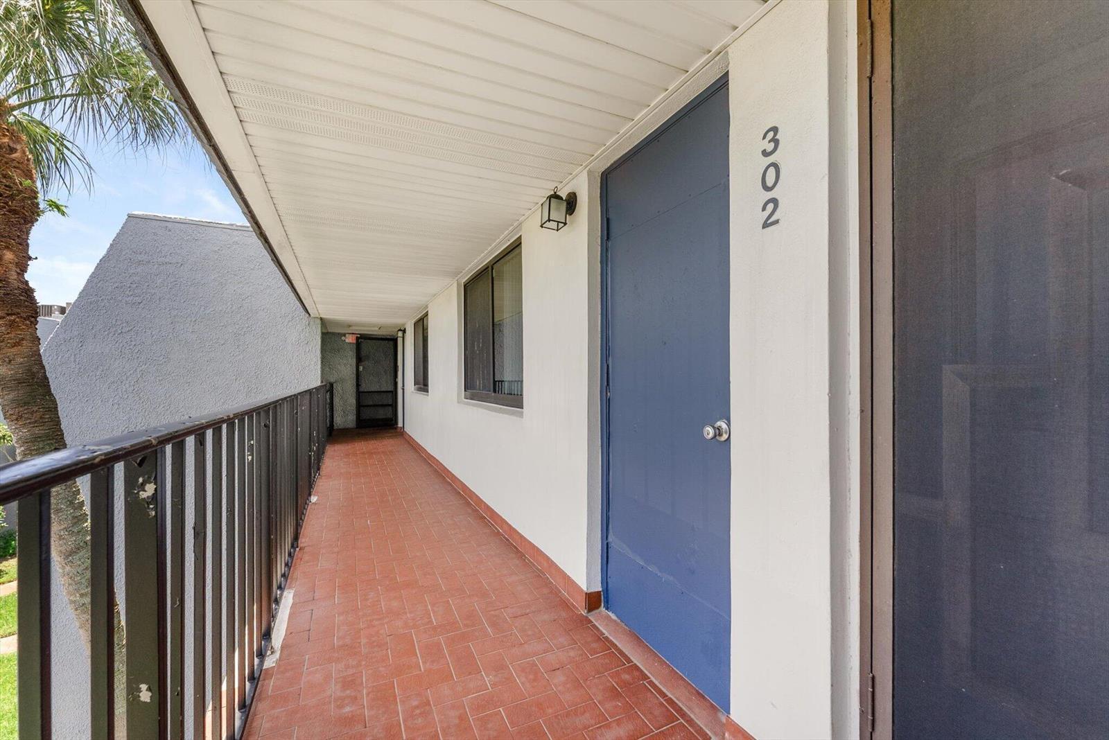 4266 Deste Court # 302, Lake Worth FL 33467 photo 4