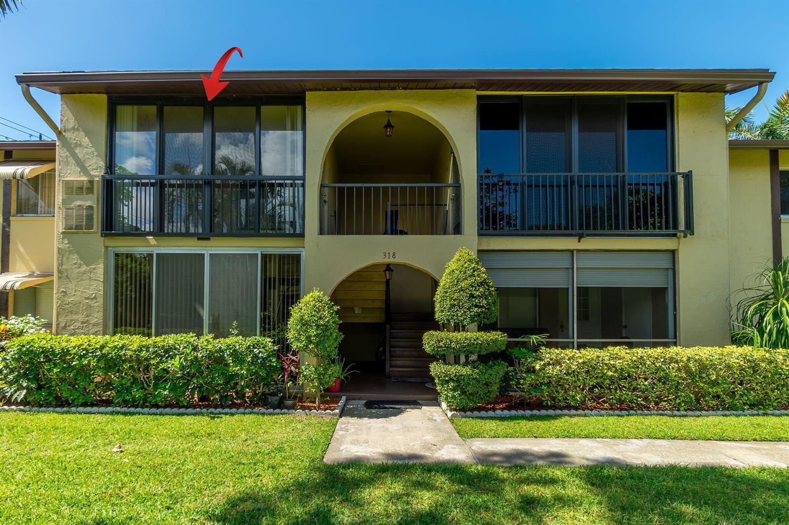 318 Pine Ridge Circle # 2, FL 33463