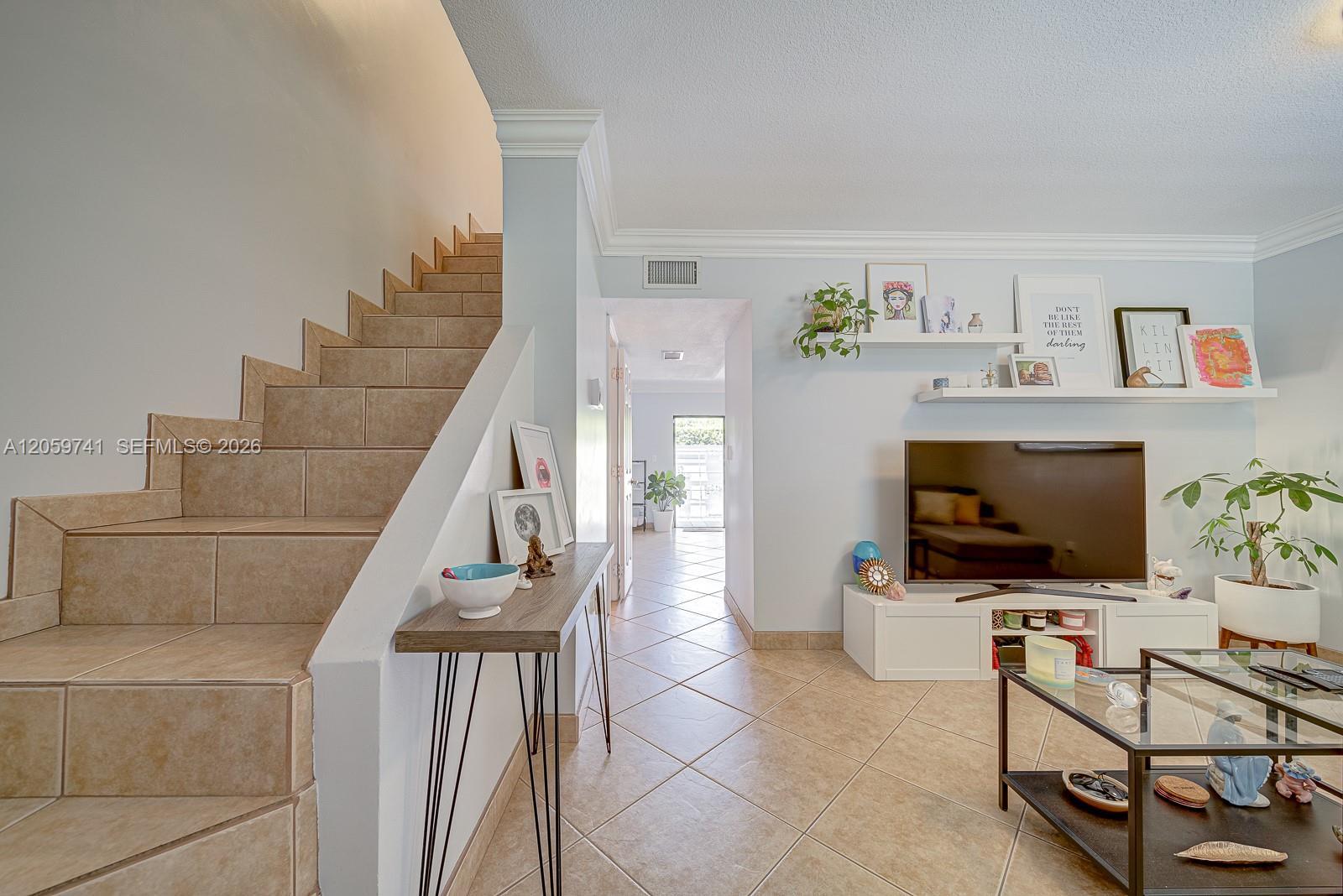 5555 Ludlam Rd # 106, South Miami FL 33155