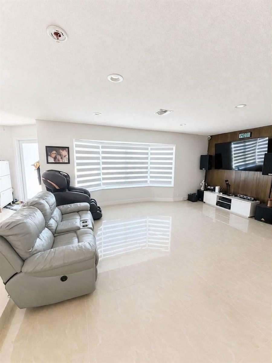 4291 NW 42nd Street, Lauderdale Lakes FL 33319 photo 4