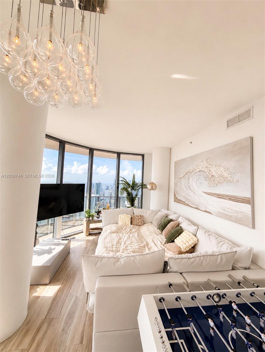 801 S Miami Ave # 5509, Miami FL 33130 photo 4