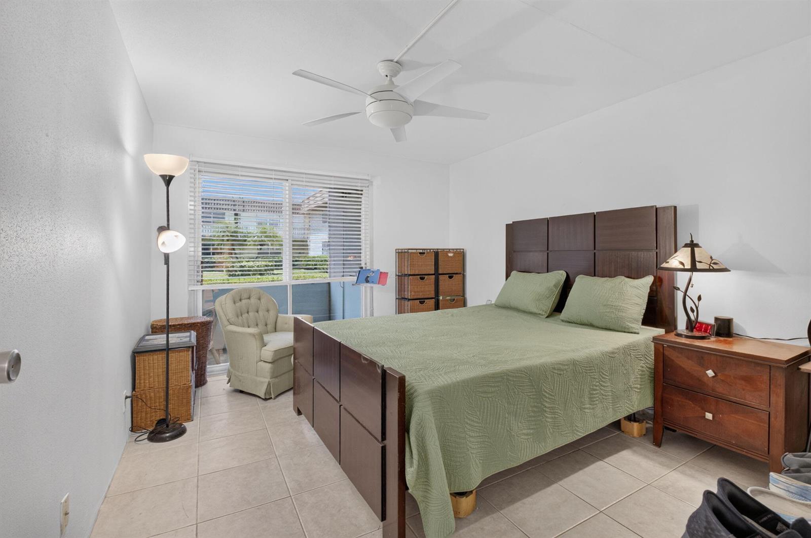 65 Saxony B, Delray Beach FL 33446 photo 3
