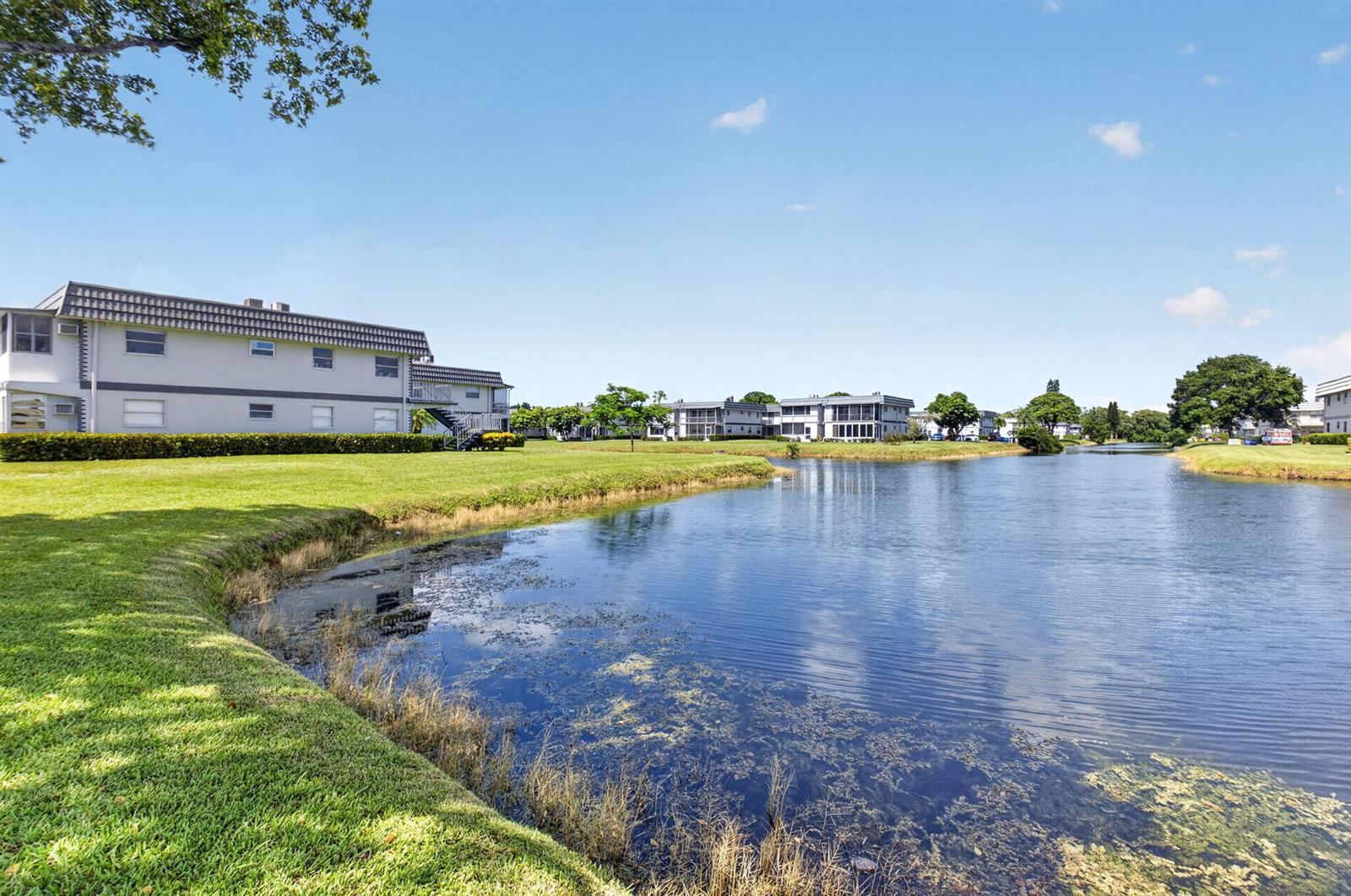 65 Saxony B, Delray Beach FL 33446 photo 4