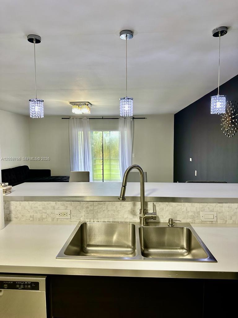 22605 SW 66th Ave # 310, Boca Raton FL 33428 photo 2