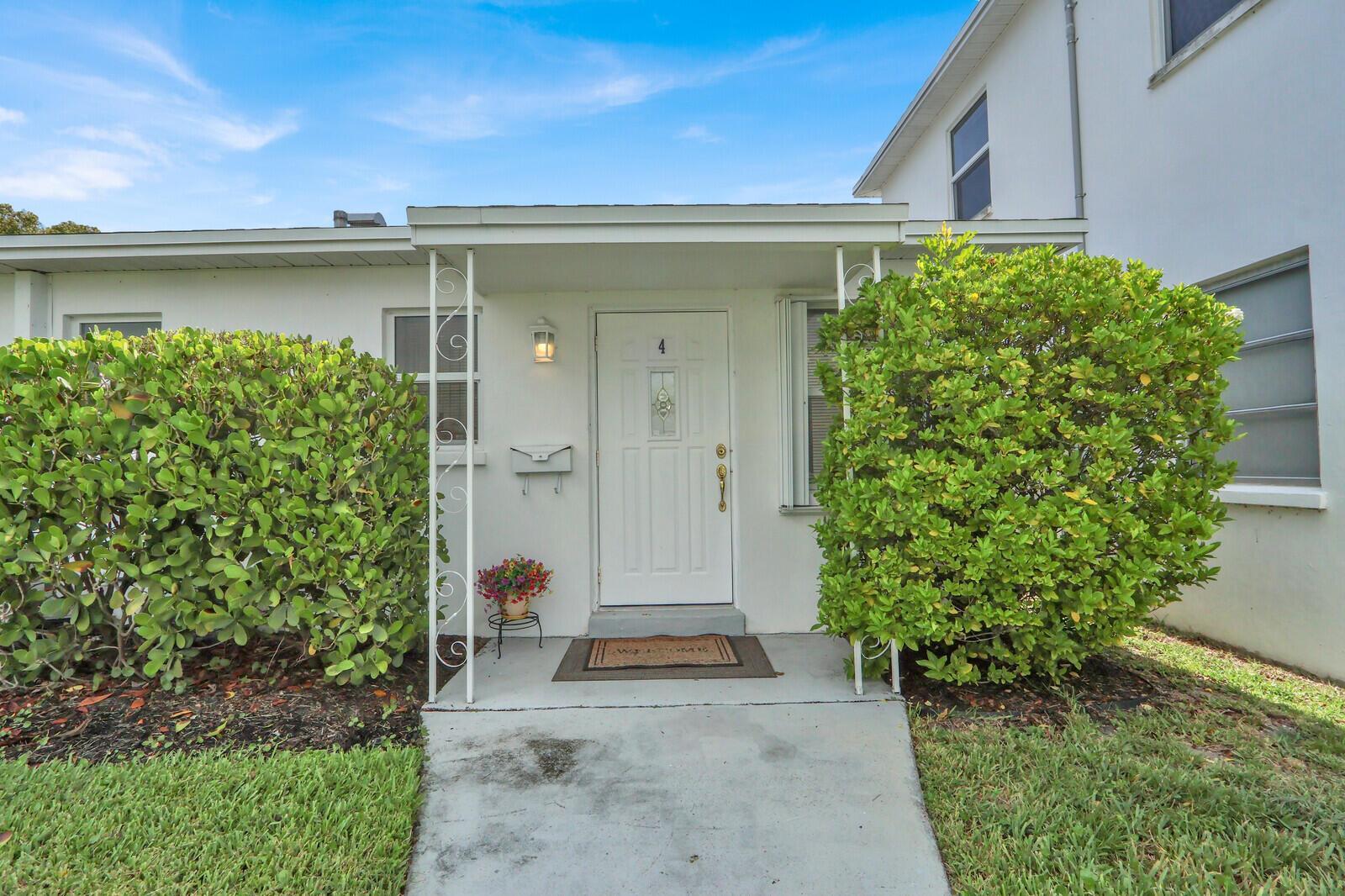 10084 Meridian Way N # 4, Palm Beach Gardens FL 33410 photo 4