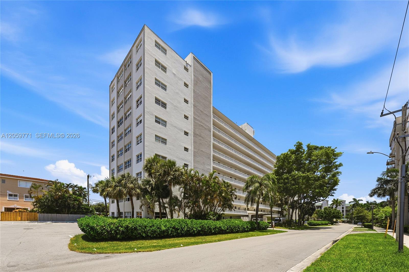 2555 NE 11 Street # 510, Fort Lauderdale FL 33304 photo 2