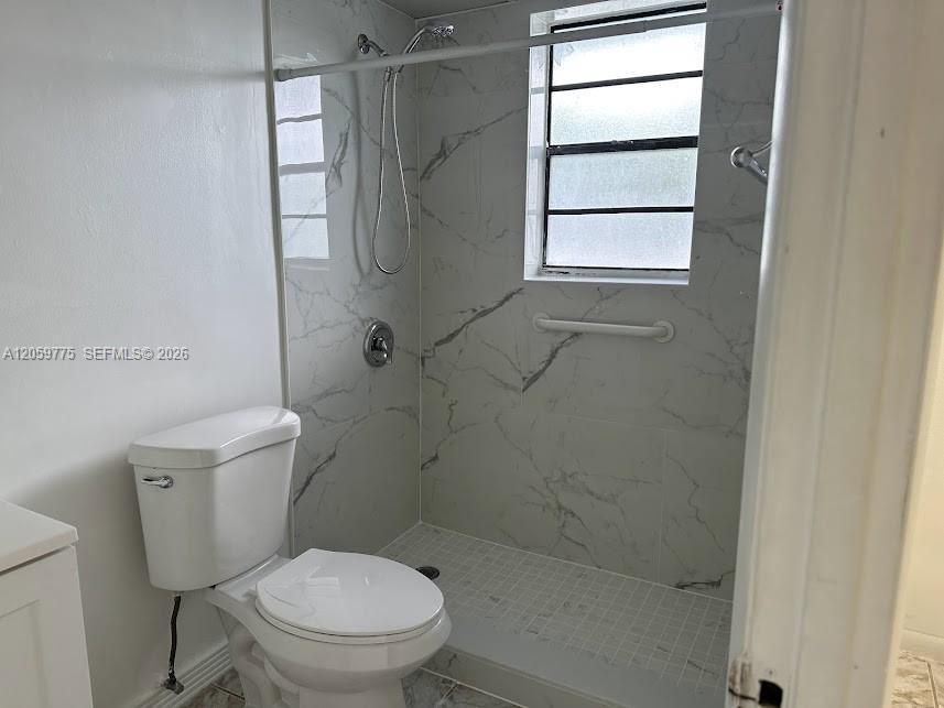9460 Fontainebleau Blvd # 129, Miami FL 33172 photo 4