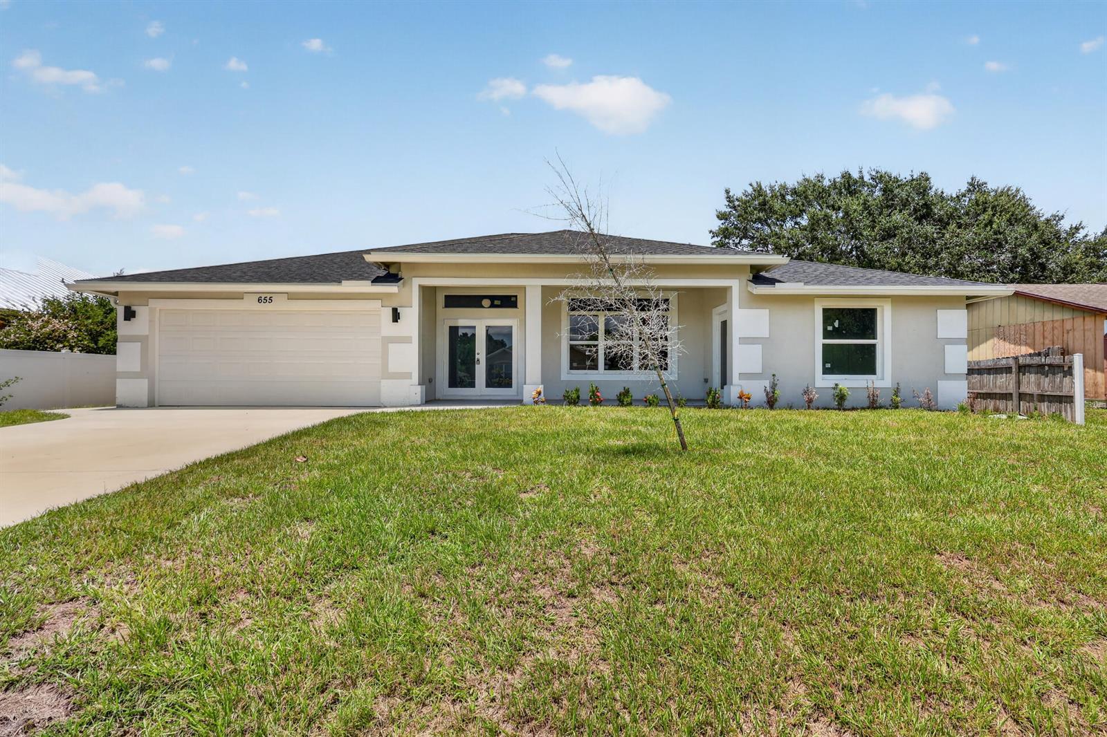 655 SW Seagull Terrace, Port St. Lucie FL 34953