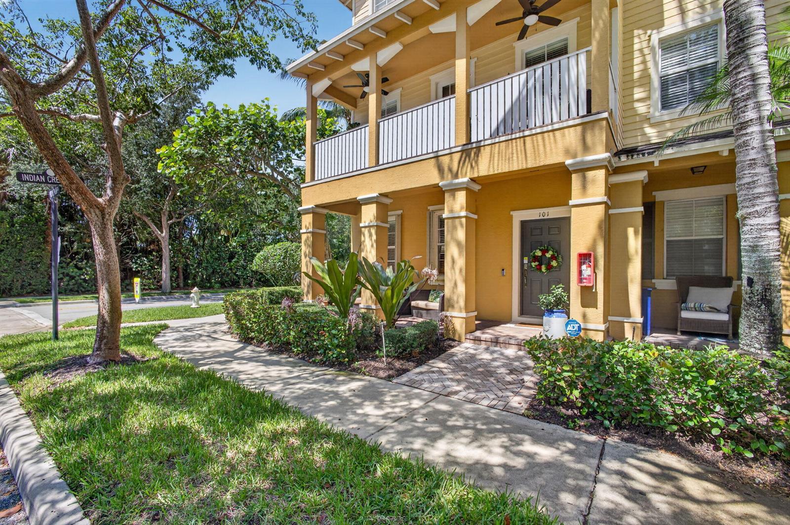 128 W Royal Palm Circle # 101, Jupiter FL 33458 photo 2