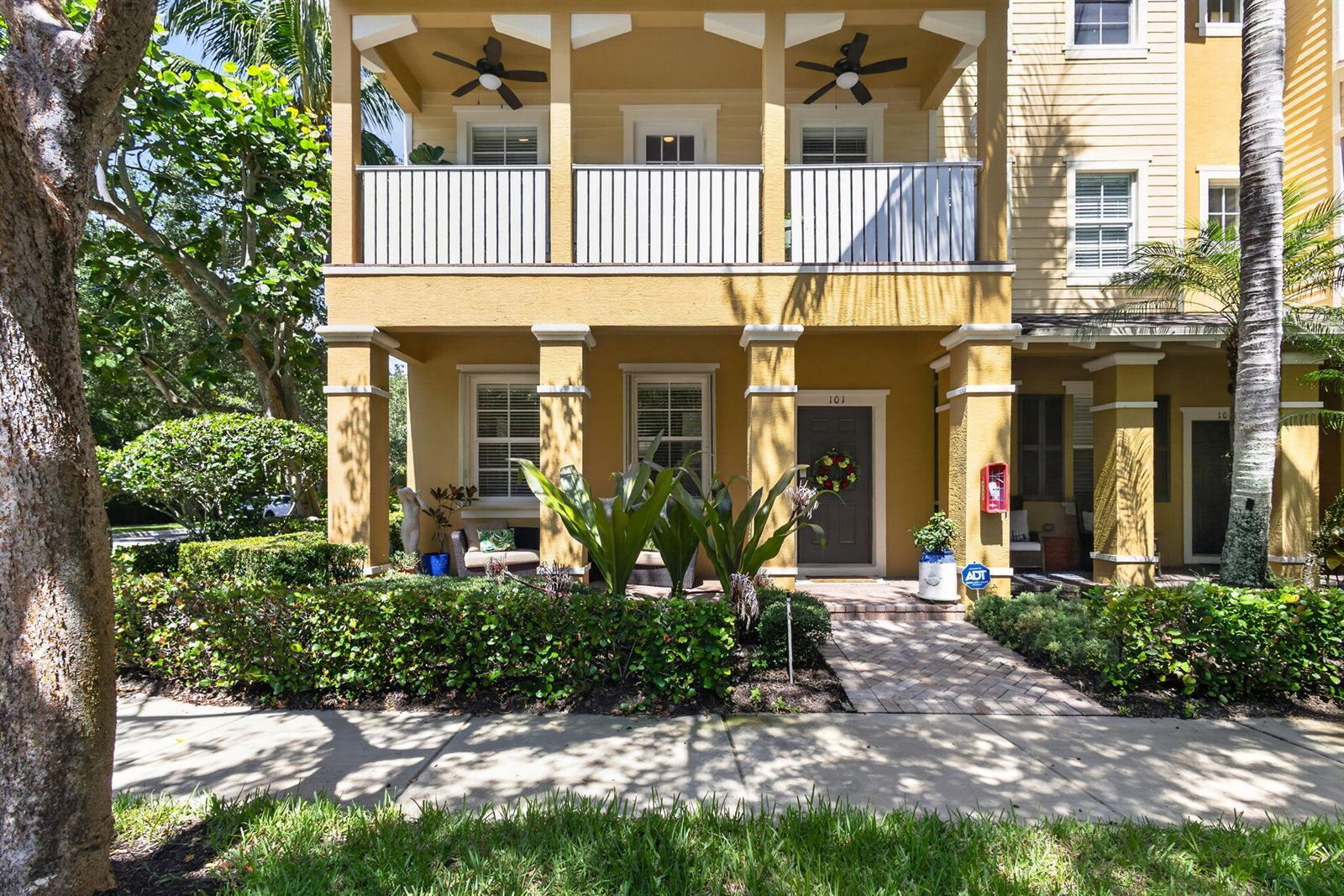 128 W Royal Palm Circle # 101, Jupiter FL 33458 photo 3