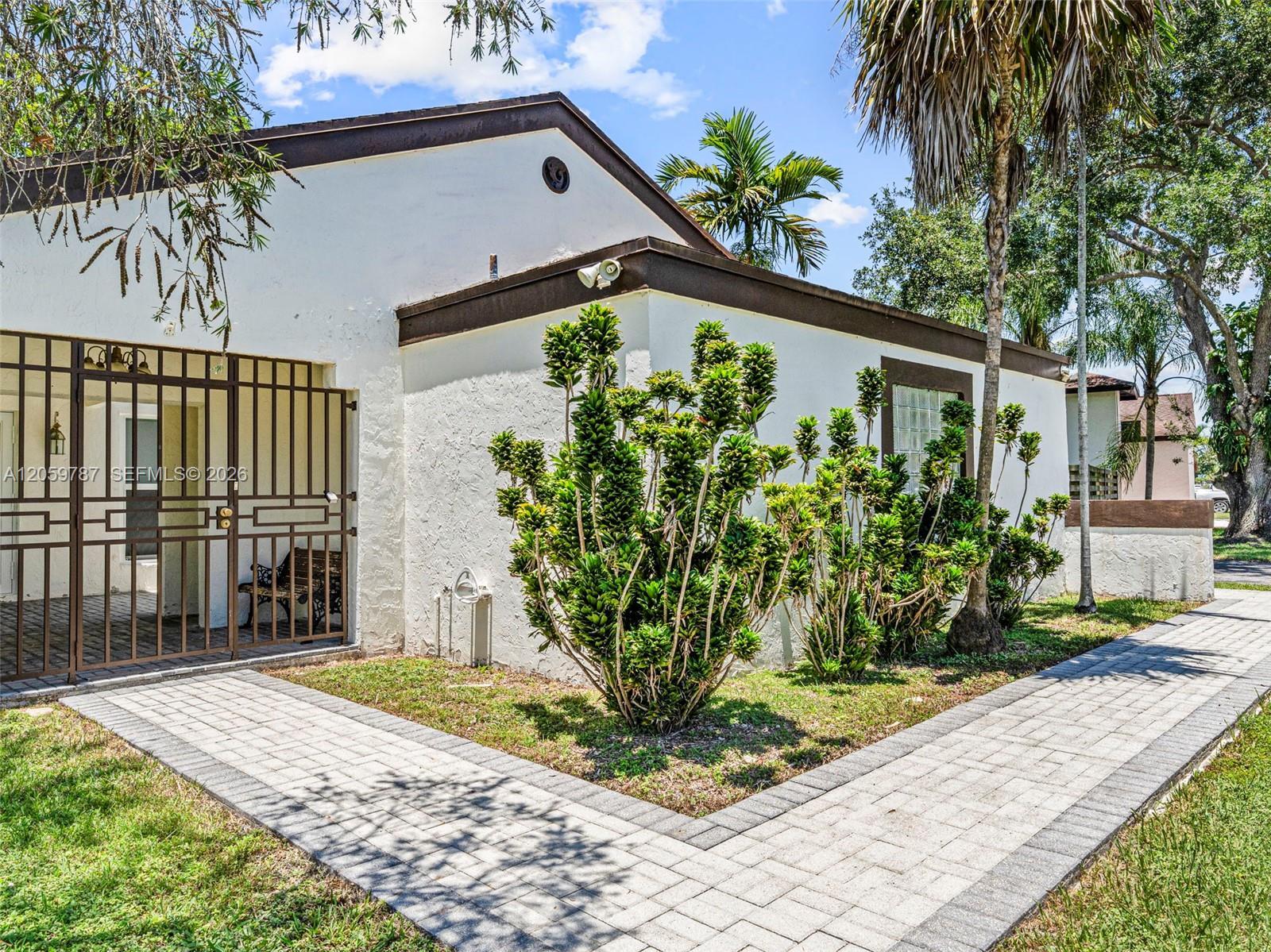 15491 SW 153rd St, Miami FL 33187