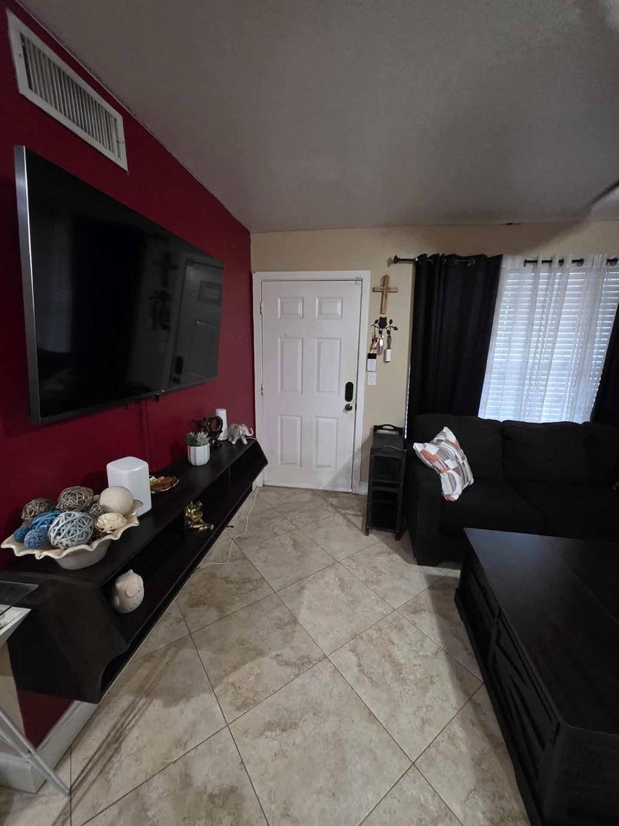 10046 WINDING LAKE Road # 202, Sunrise FL 33351 photo 3