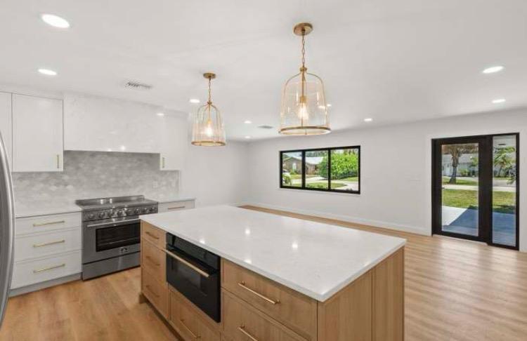 128 W Norfolk Road, Jupiter FL 33469 photo 3