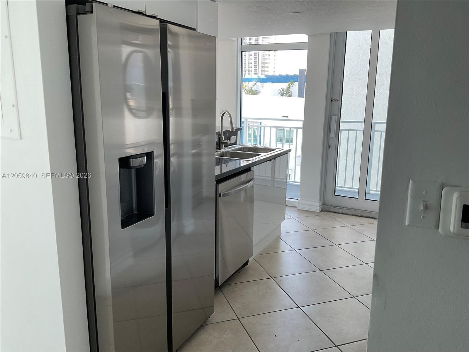 7600 Collins Ave # 1008, Miami Beach FL 33141 photo 4