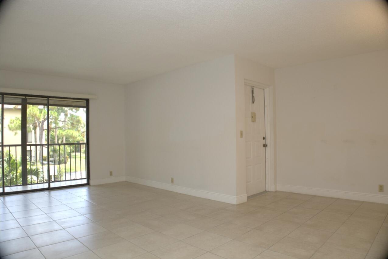 815 Sky Pine Way # D2, FL 33415 photo 3