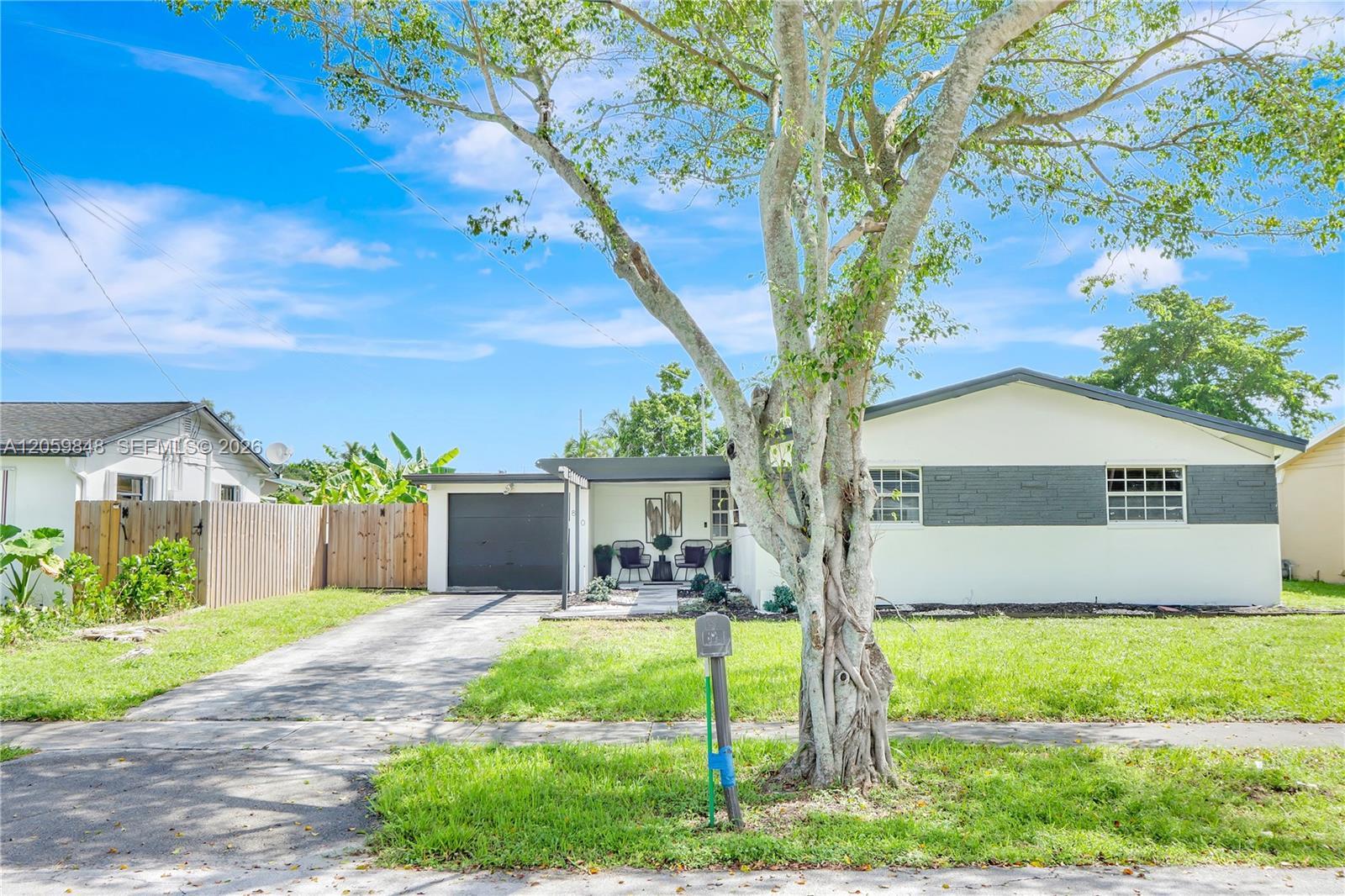 820 NW 67th Ave, Margate FL 33063 photo 2