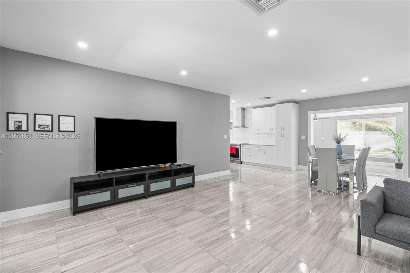 1912 NE 21st Ave, Fort Lauderdale FL 33305 photo 5