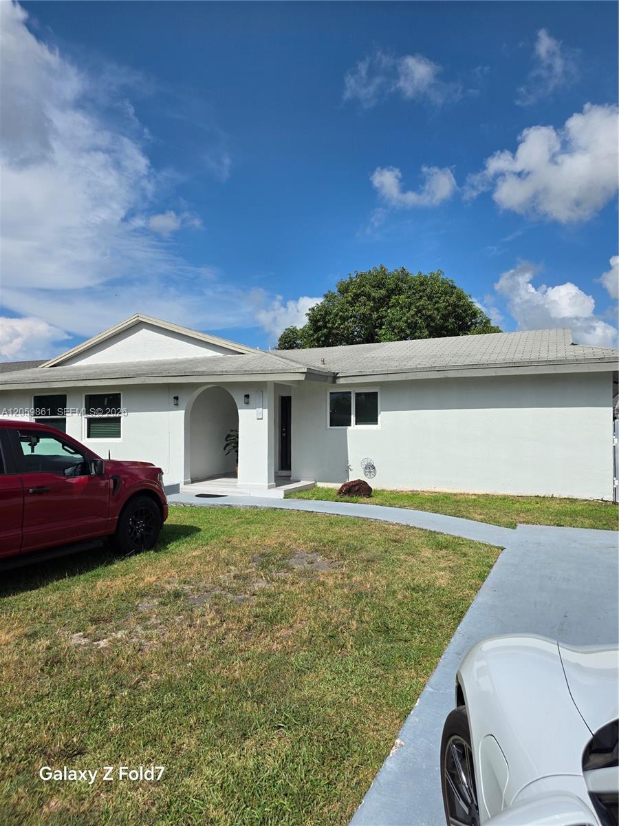 16884 SW 109th Ct, Miami FL 33157 photo 3