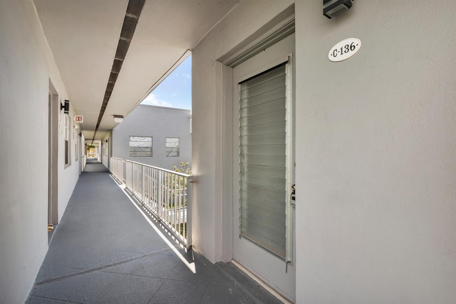 136 Flanders C, Delray Beach FL 33484 photo 2