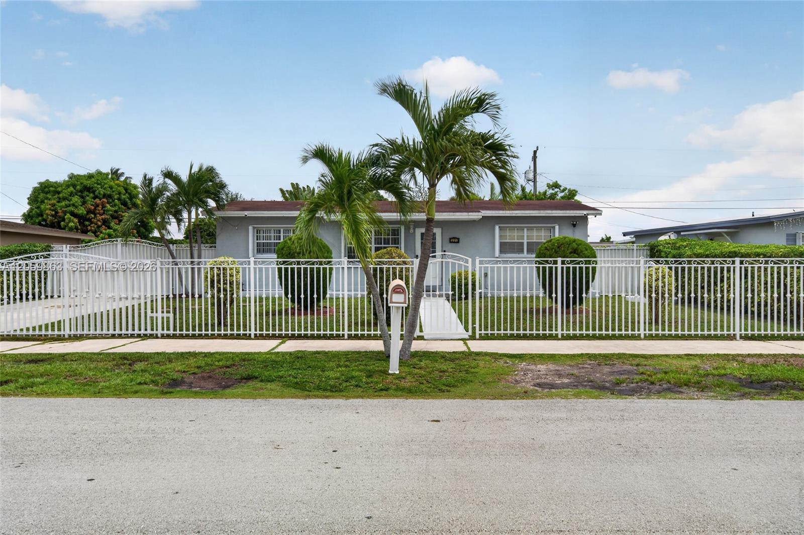 12015 SW 188 ST, Miami FL 33177 photo 3