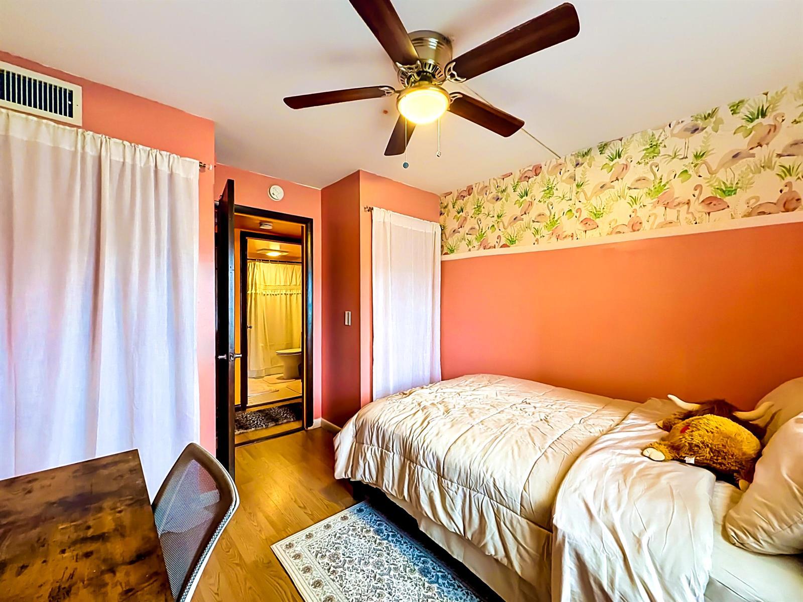 706 Sunny Pine Way # F1, FL 33415