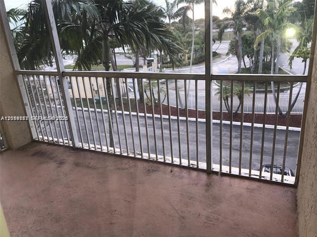 5686 Rock Island Rd # 134, Tamarac FL 33319 photo 2