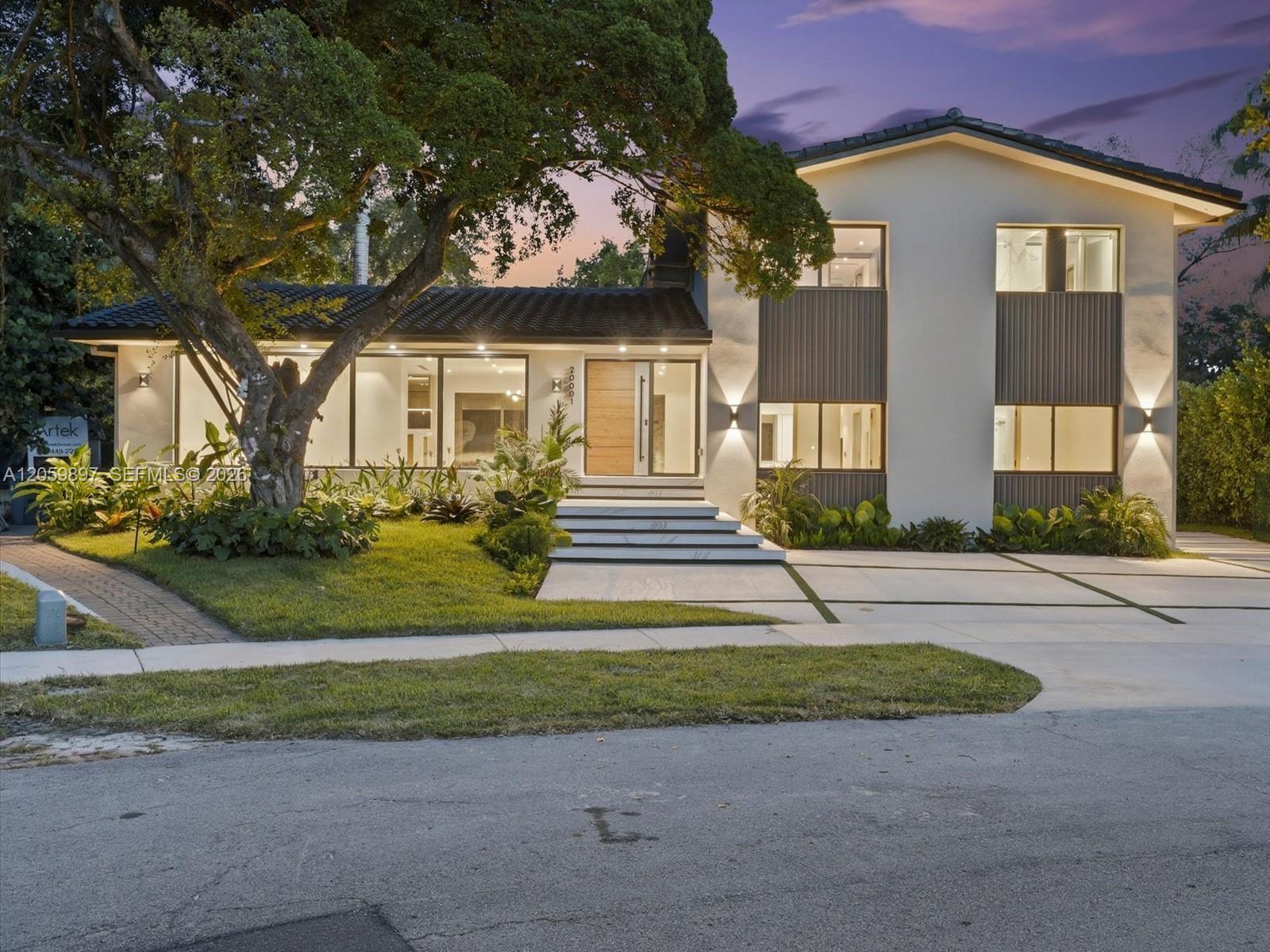 20001 NE 25th Ave, Miami FL 33180 photo 3