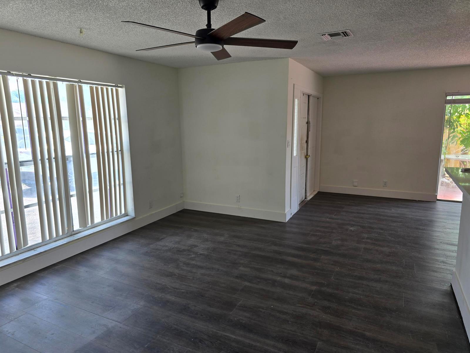 435 SW 61st Terrace, Margate FL 33068 photo 5