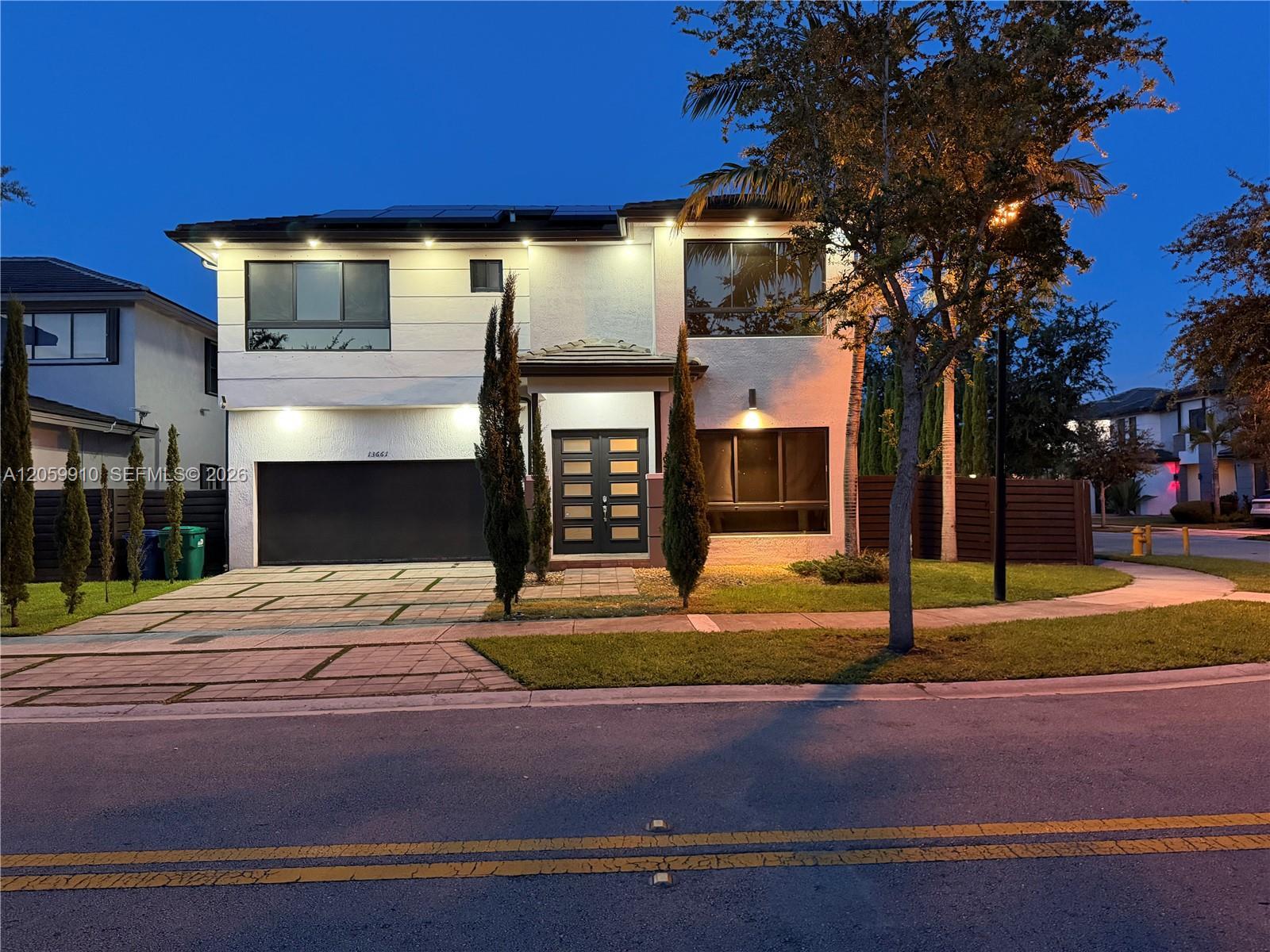 Miami, FL 33196 photo 2