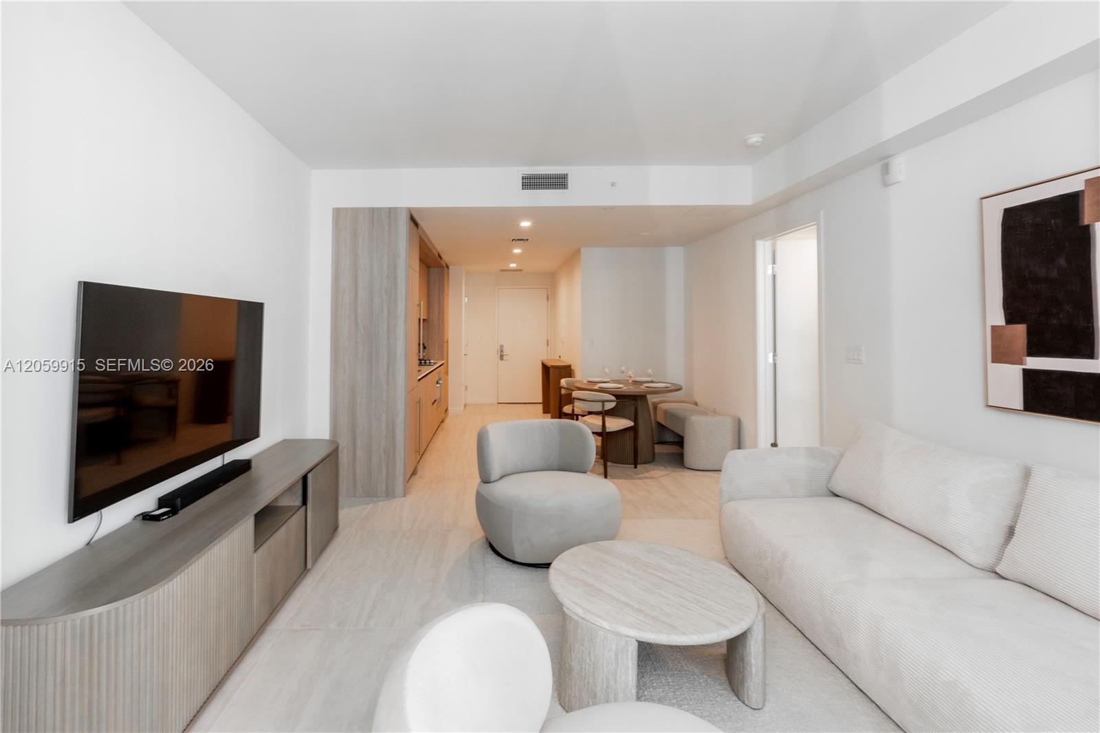 77 SE 5th St # 1910, Miami FL 33131