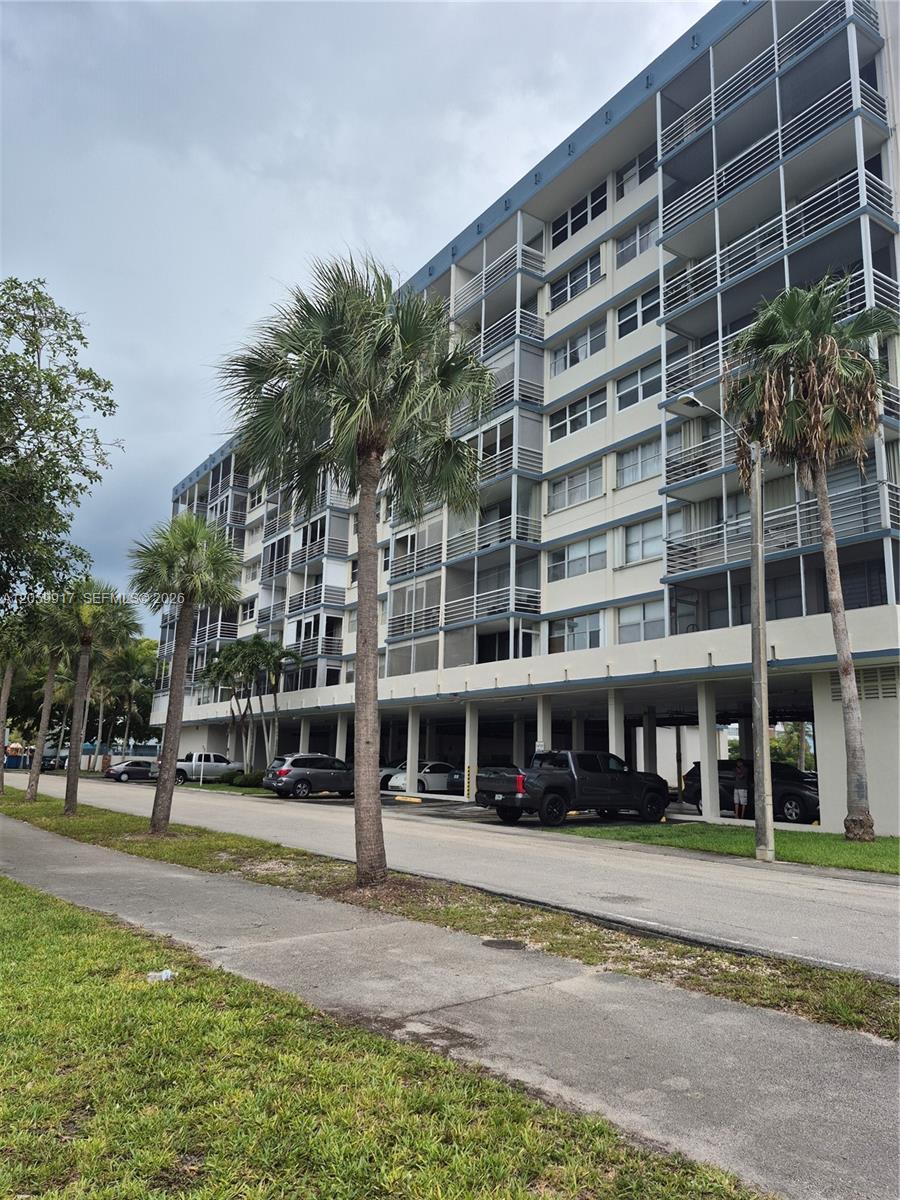 North Miami Beach, FL