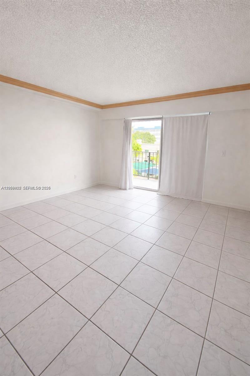16508 NE 26th Ave # 303, North Miami Beach FL 33160 photo 5