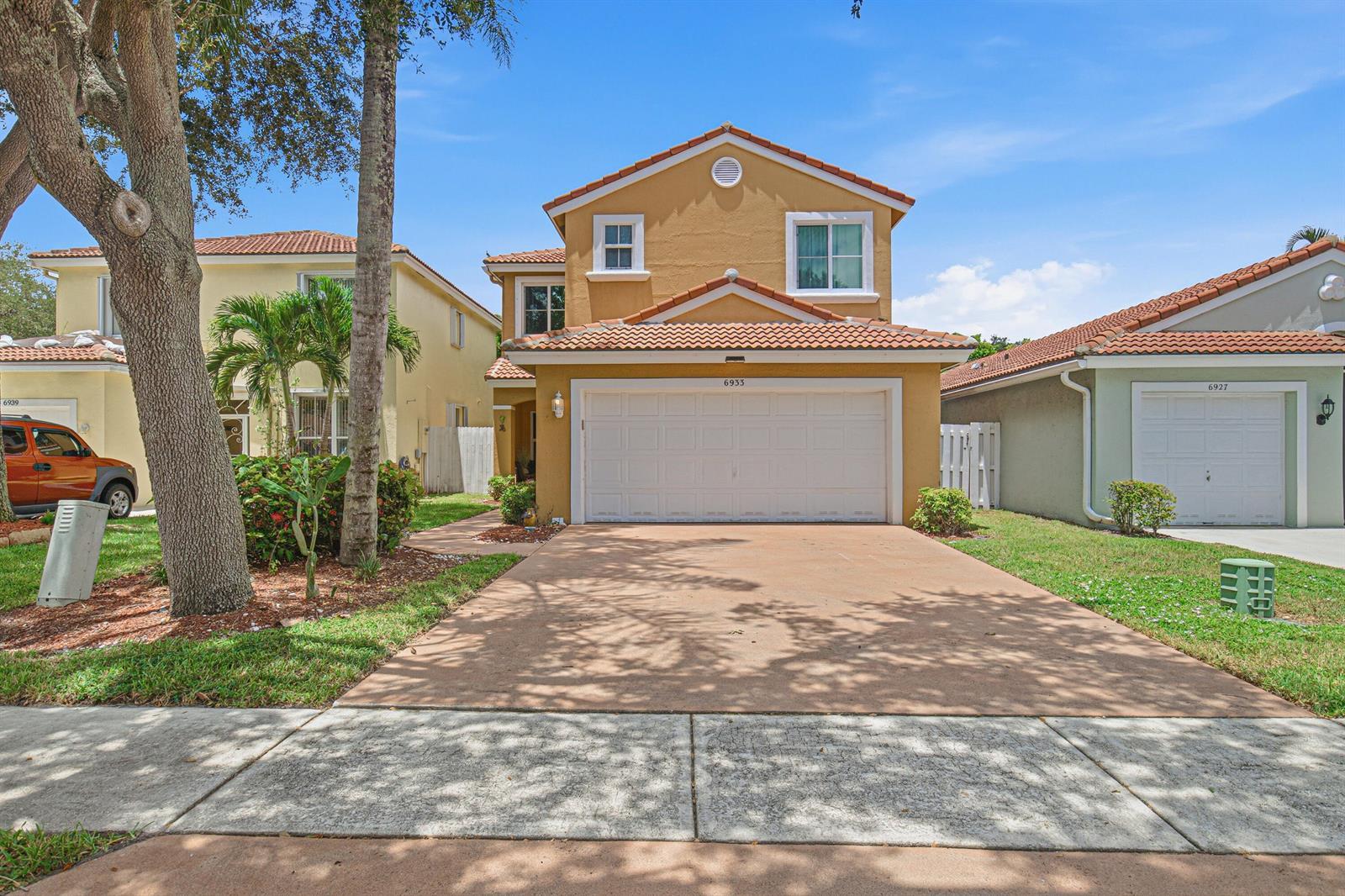 6933 DESERT INN Terrace, Lake Worth FL 33463