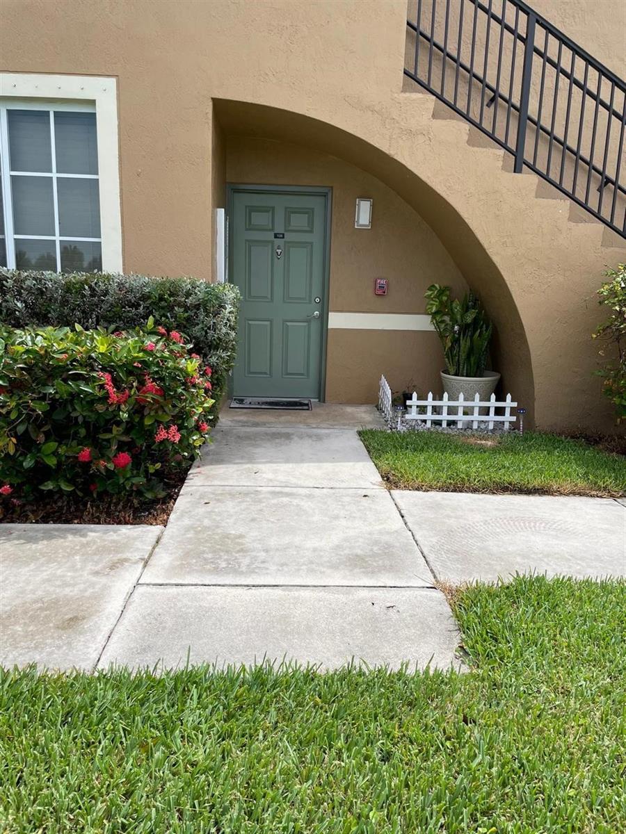 7950 N Nob Hill Road, Tamarac FL 33321 photo 4