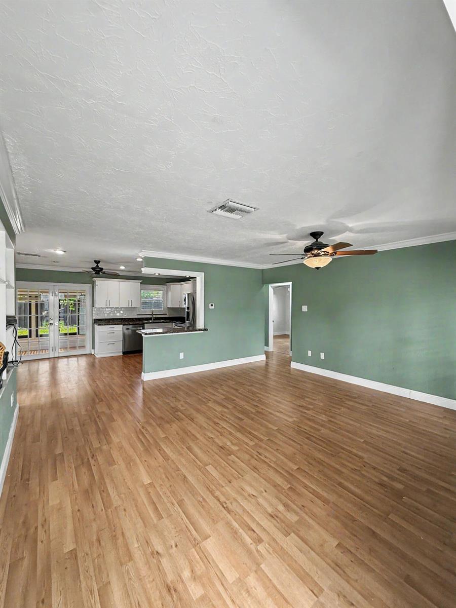 150 SE 5th Court, Pompano Beach FL 33060 photo 5