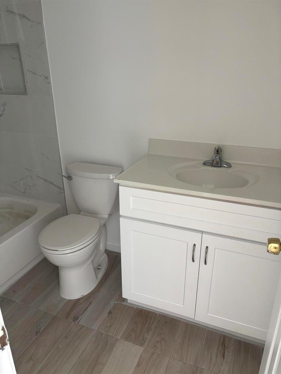 7433 SW 13TH Street SW, North Lauderdale FL 33068 photo 3