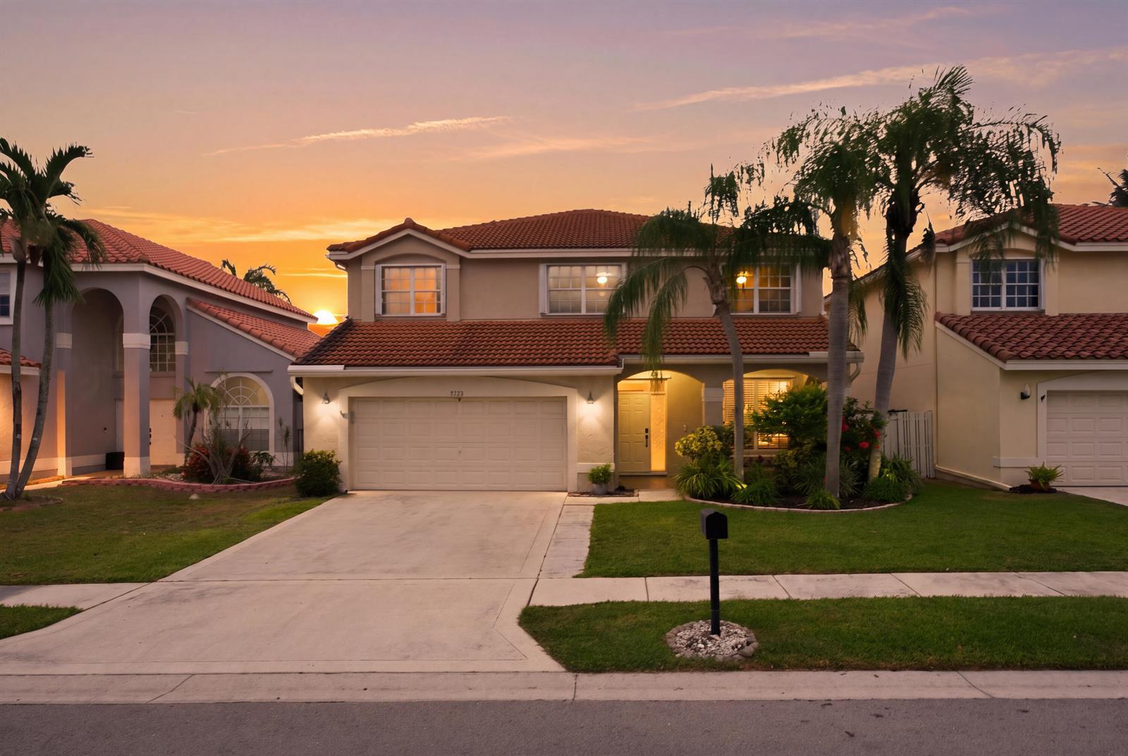 7723 THORNLEE Drive, Lake Worth FL 33467 photo 2