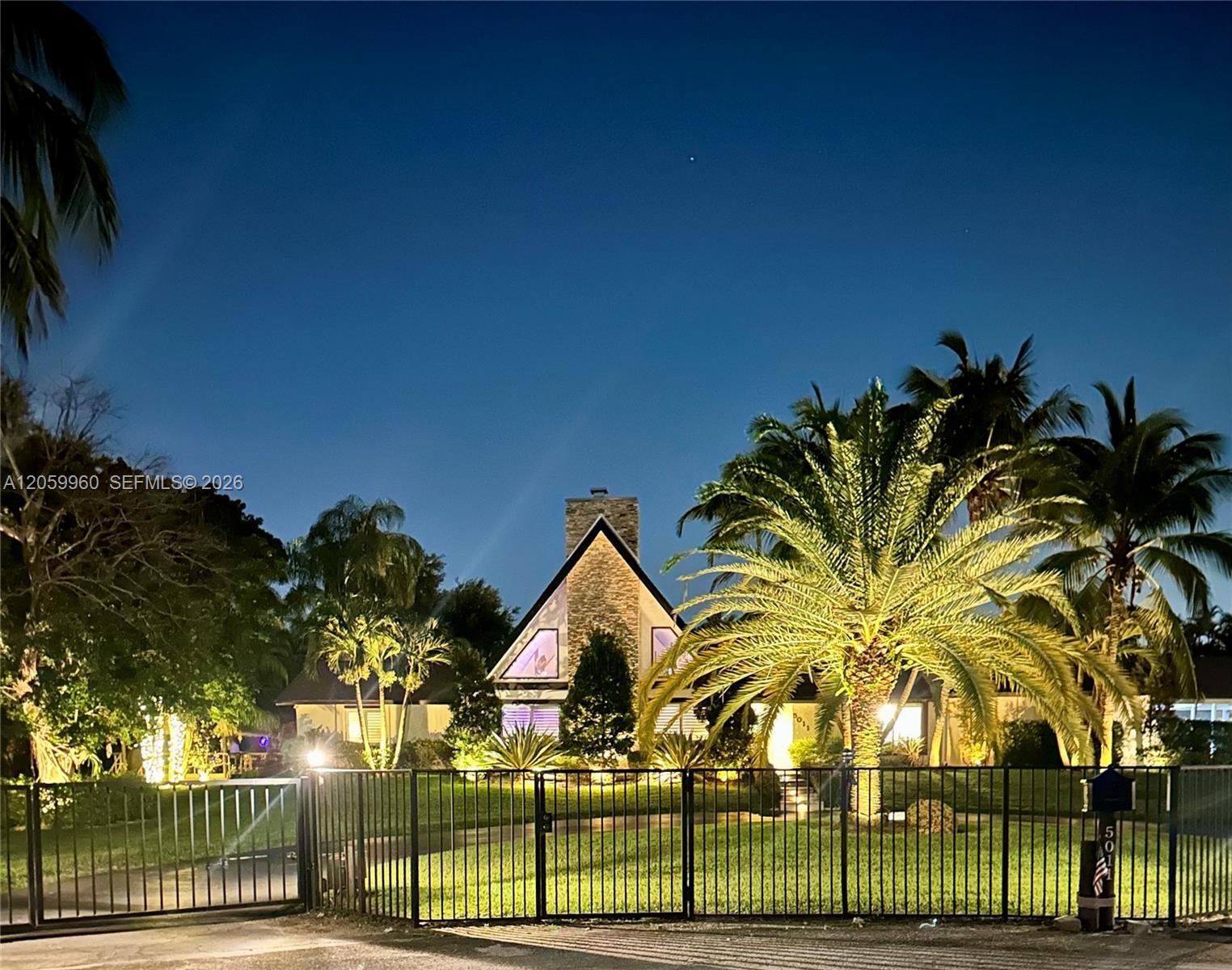 5011 Hawkhurst Ave, Southwest Ranches FL 33331