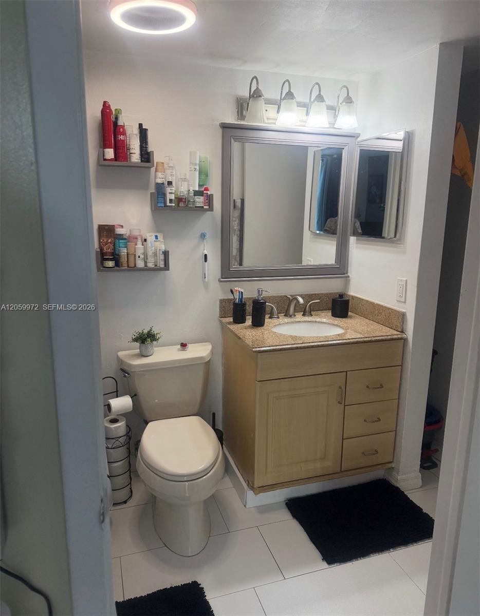 11800 SW 18th St # 4, Miami FL 33175 photo 2