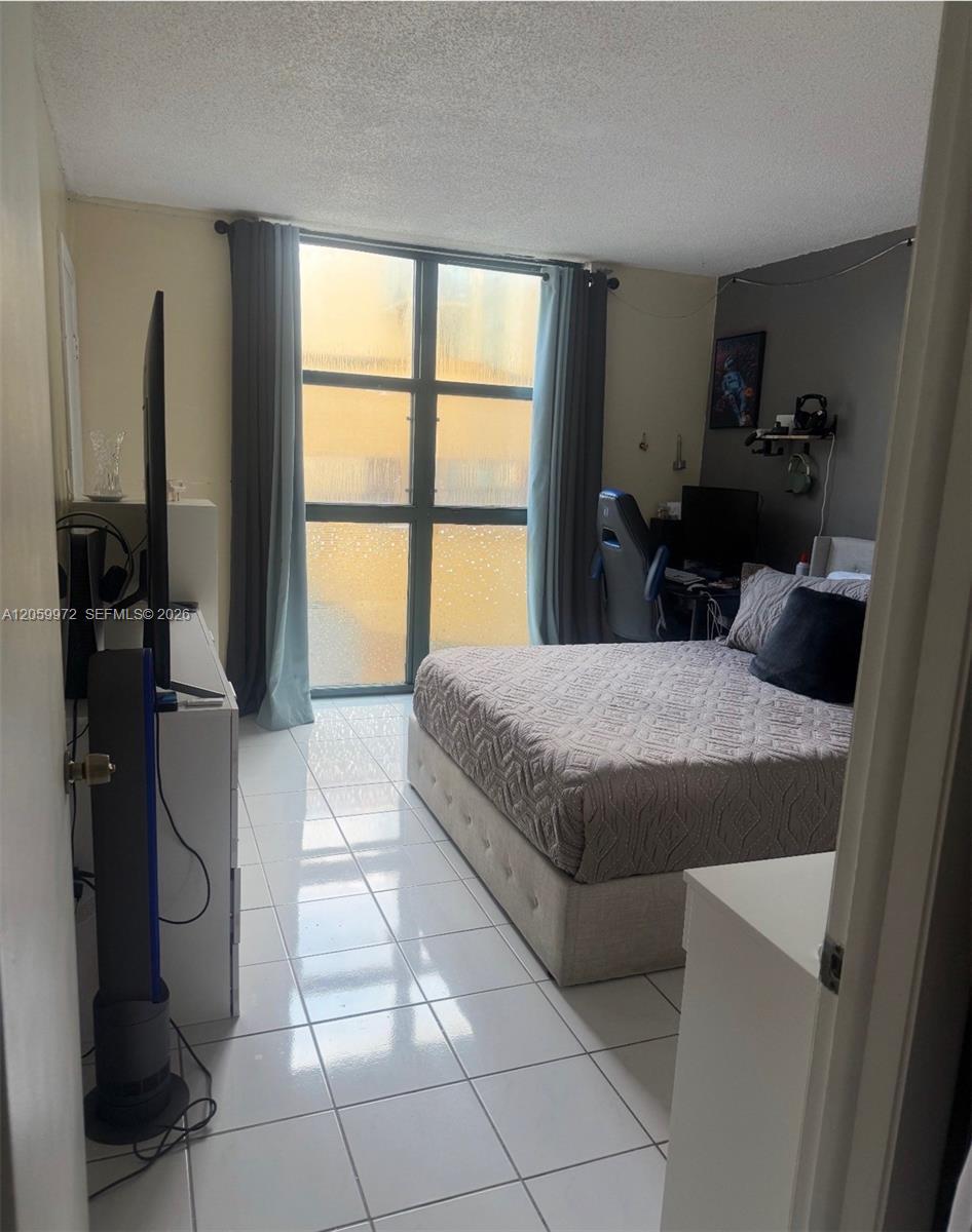 11800 SW 18th St # 4, Miami FL 33175 photo 5