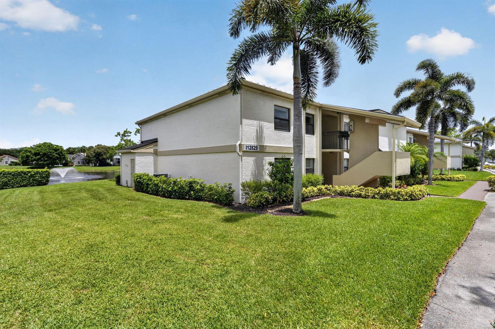 12829 Briarlake Drive # 201, Palm Beach Gardens FL 33418 photo 3