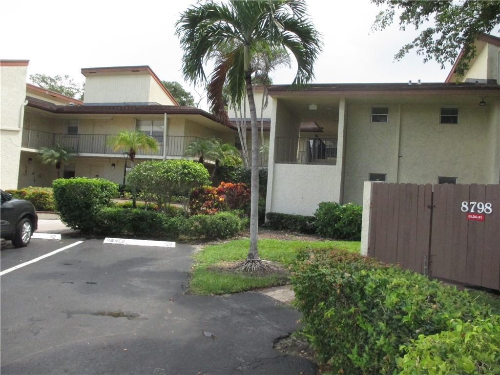 8798 Holly Court # 203, Tamarac FL 33321 photo 4