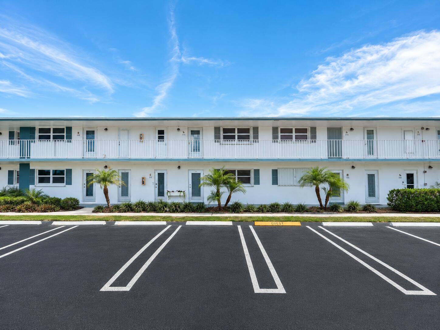 1114 Lake Terrace # 203, Boynton Beach FL 33426
