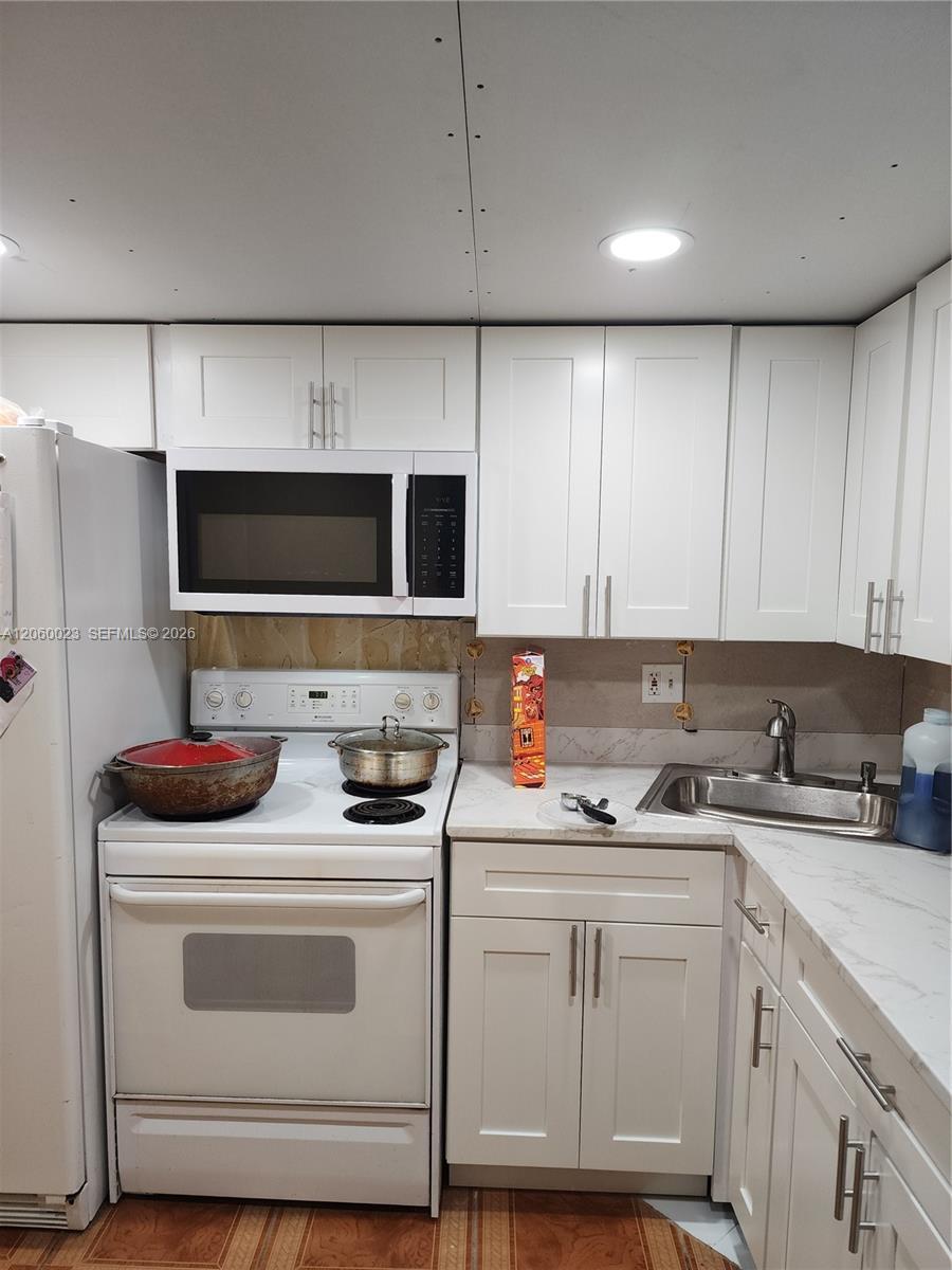5975 NW 25th St, Sunrise FL 33313 photo 4